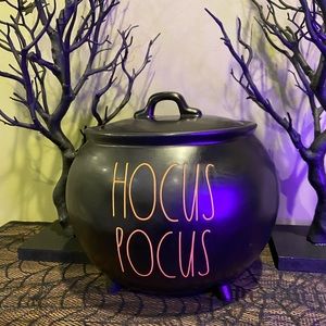 SOLD Hocus Pocus Rae Dunn Cauldron Huge
